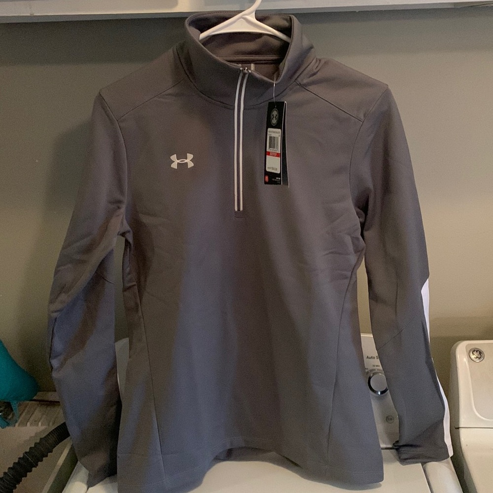 BRAND NEW women’s tech fleece 1/4 zip